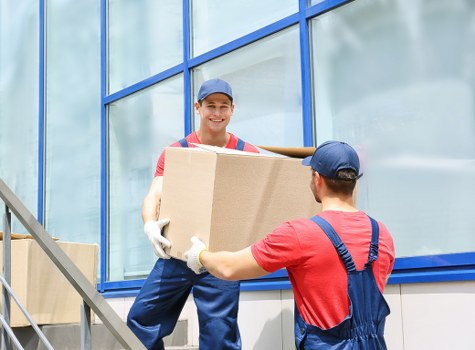 Professional moving vehicle for local removals and deliveries in Bethnalgreen