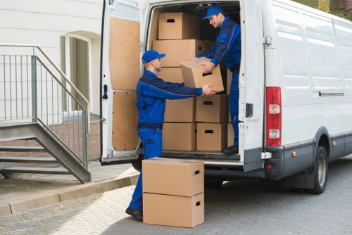 Man and van moving service in Bethnal Green for local transport needs
