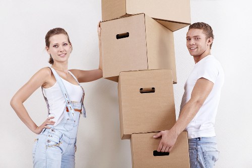 Household relocation support for flats and homes in Bethnalgreen