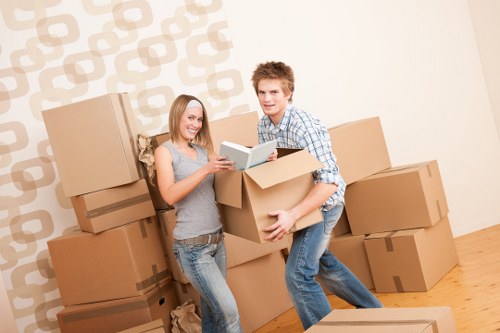 Flexible moving support in Bethnal Green with careful transport